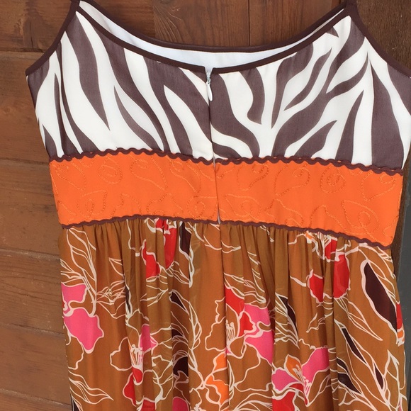 BCBG Paris Safari Dress 6 - Picture 7 of 8